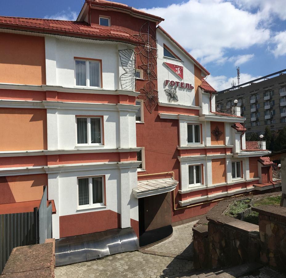 Hotel Premyer Truskavets Exteriör bild