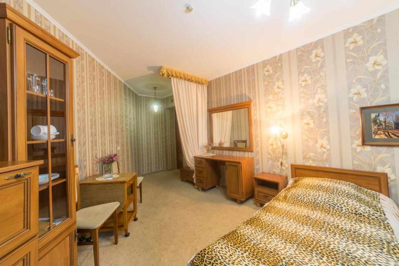 Hotel Premyer Truskavets Exteriör bild